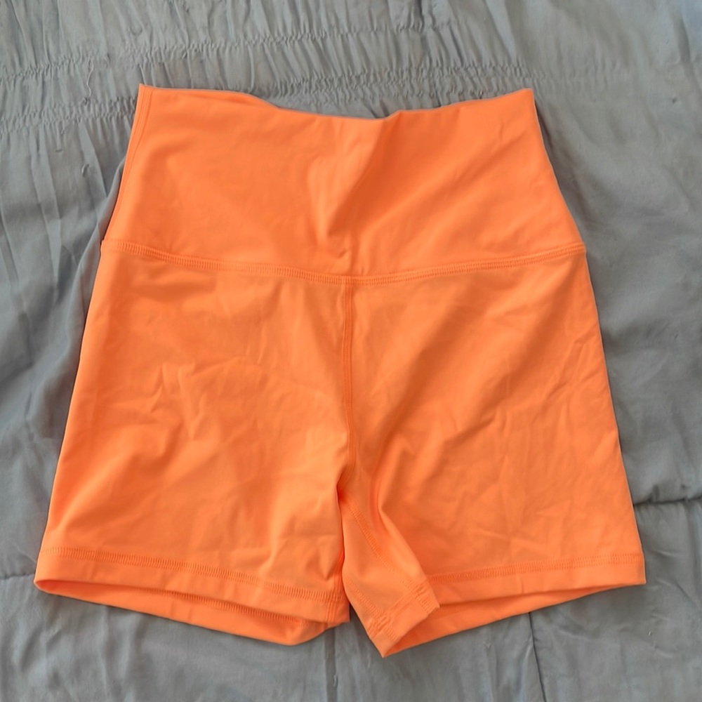 Never been worn high waisted stretchy shorts